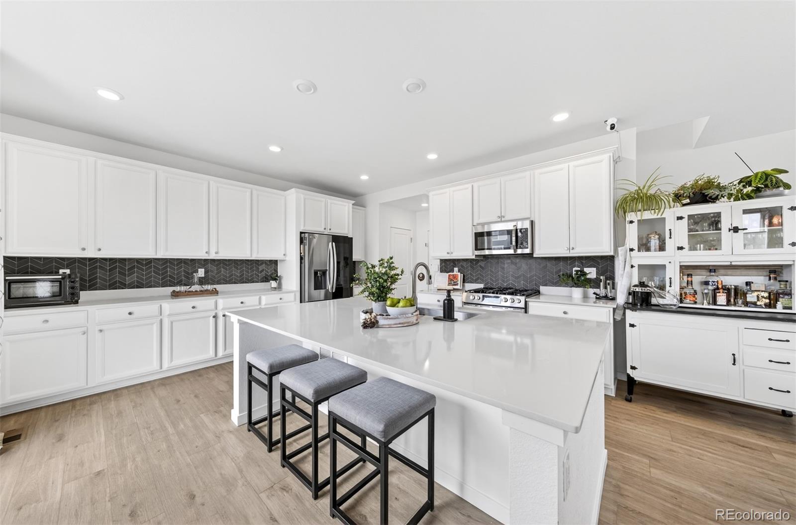 MLS Image #4 for 10244  ursula court,commerce city, Colorado