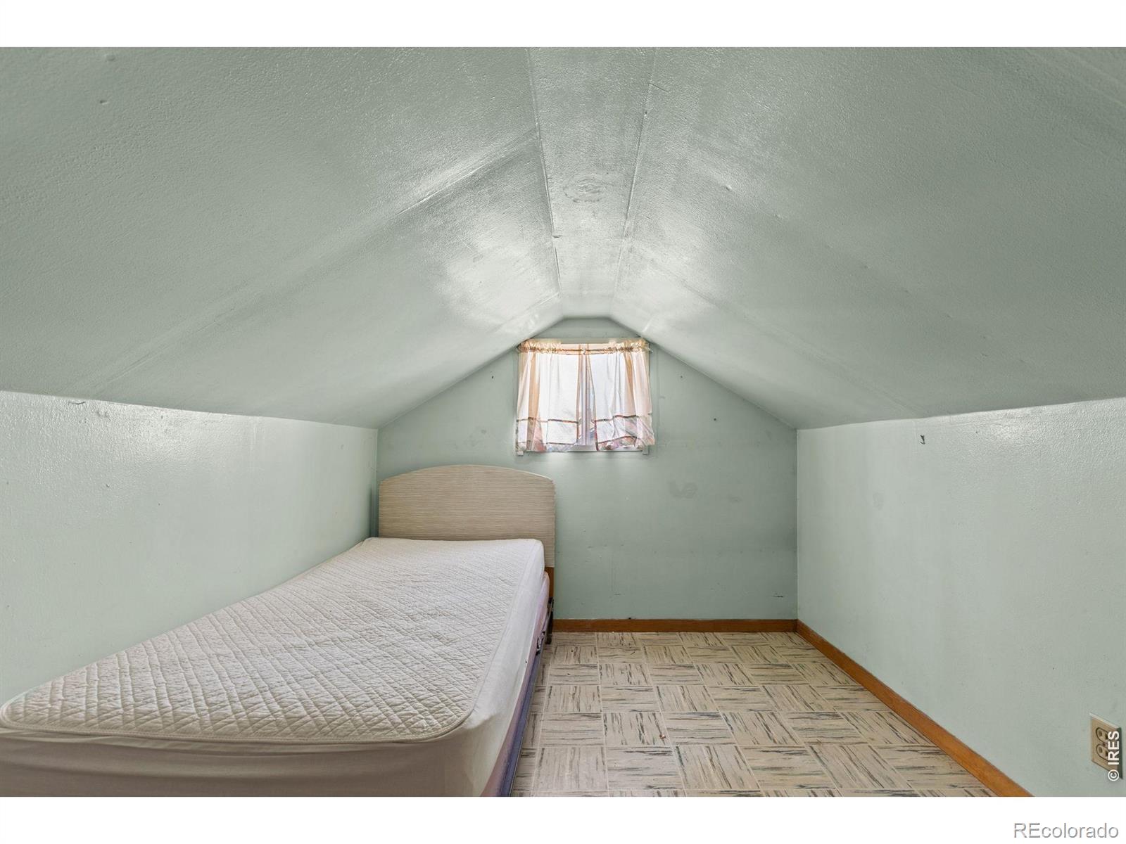 MLS Image #11 for 604  15th ave ct,greeley, Colorado