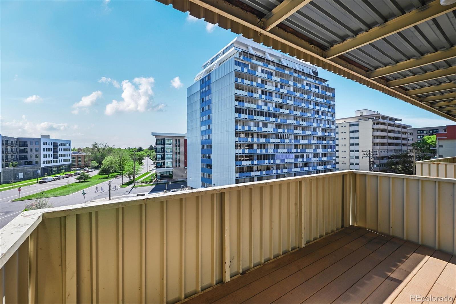 MLS Image #12 for 4110  hale parkway,denver, Colorado