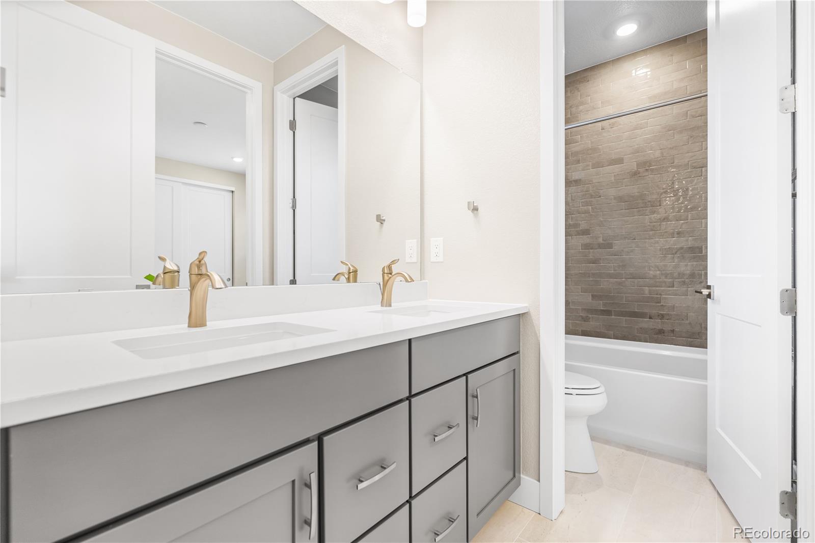 MLS Image #37 for 8778  summerwalk trail,littleton, Colorado