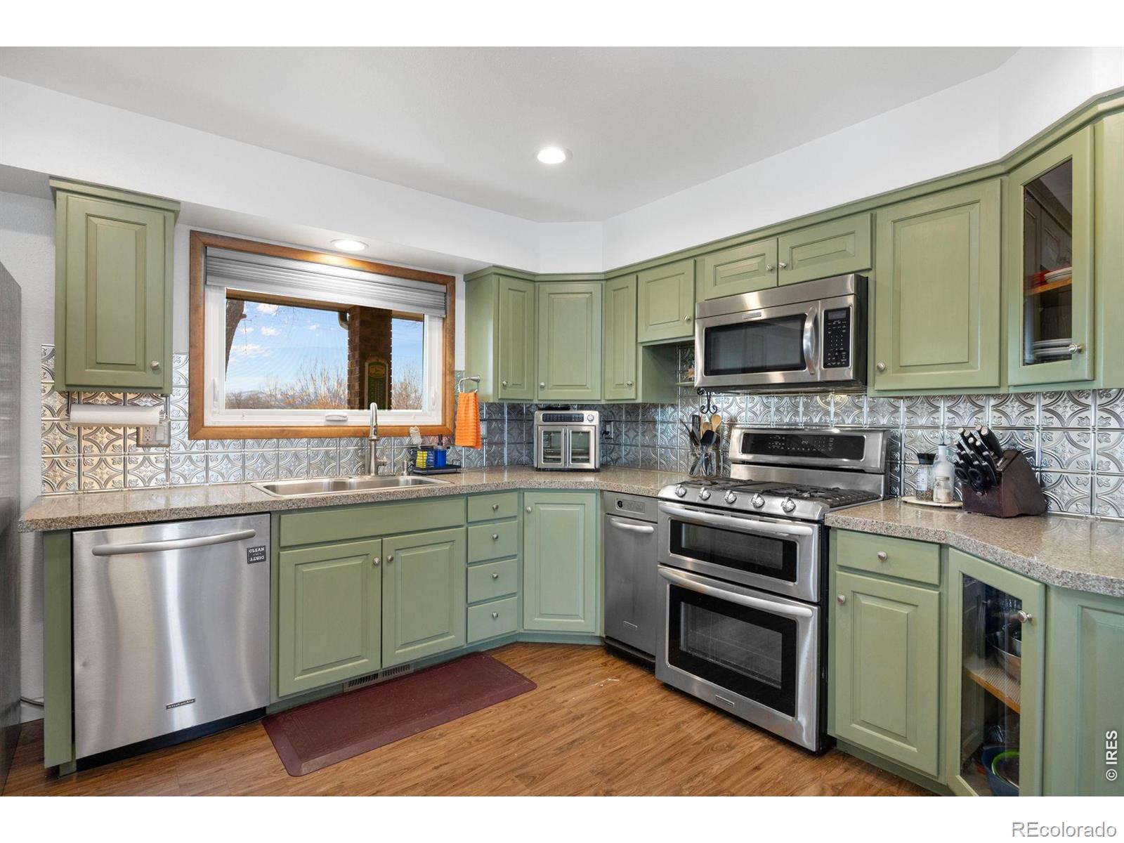 MLS Image #11 for 5215 e county road 16 ,loveland, Colorado