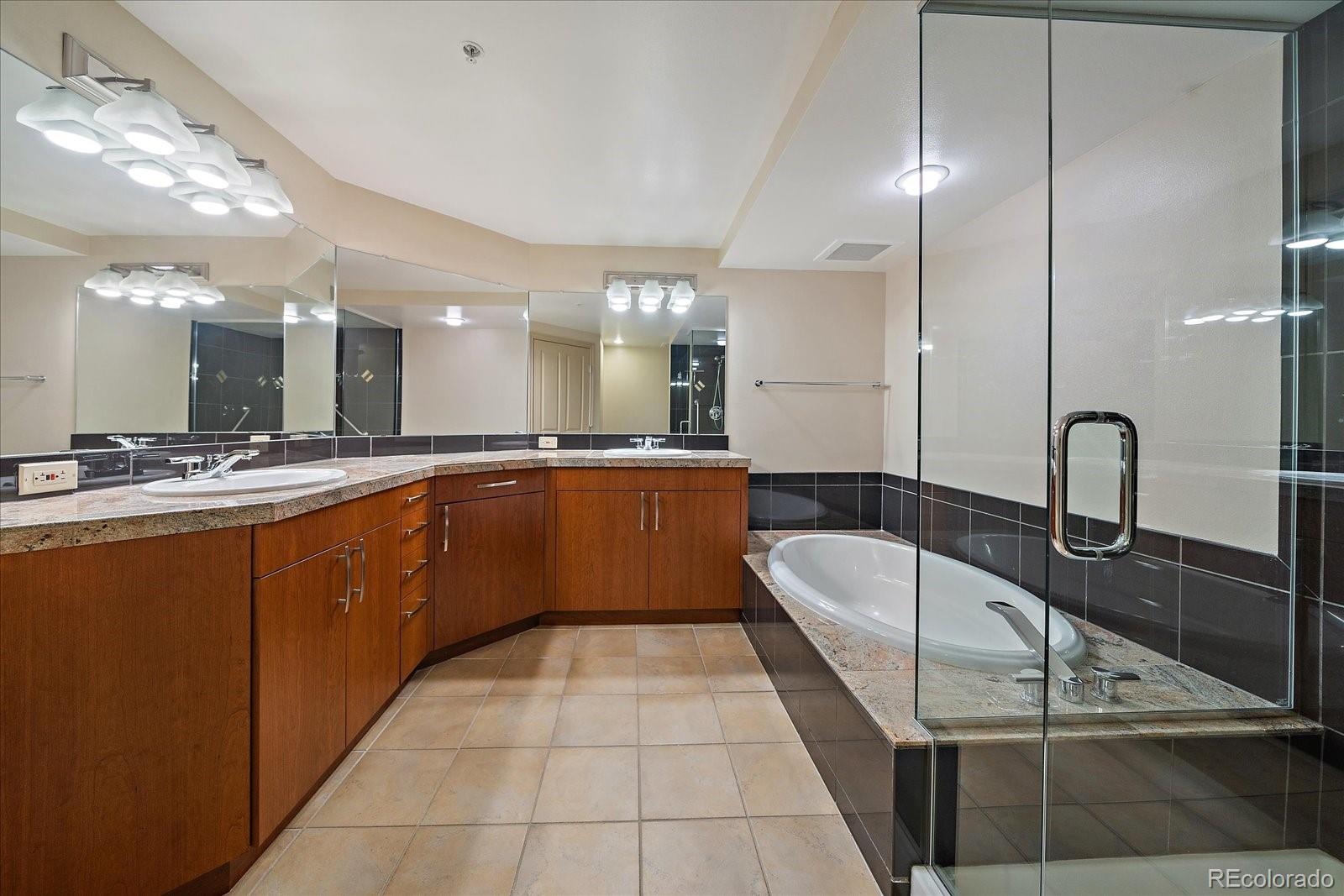 MLS Image #16 for 8100 e union avenue 814,denver, Colorado