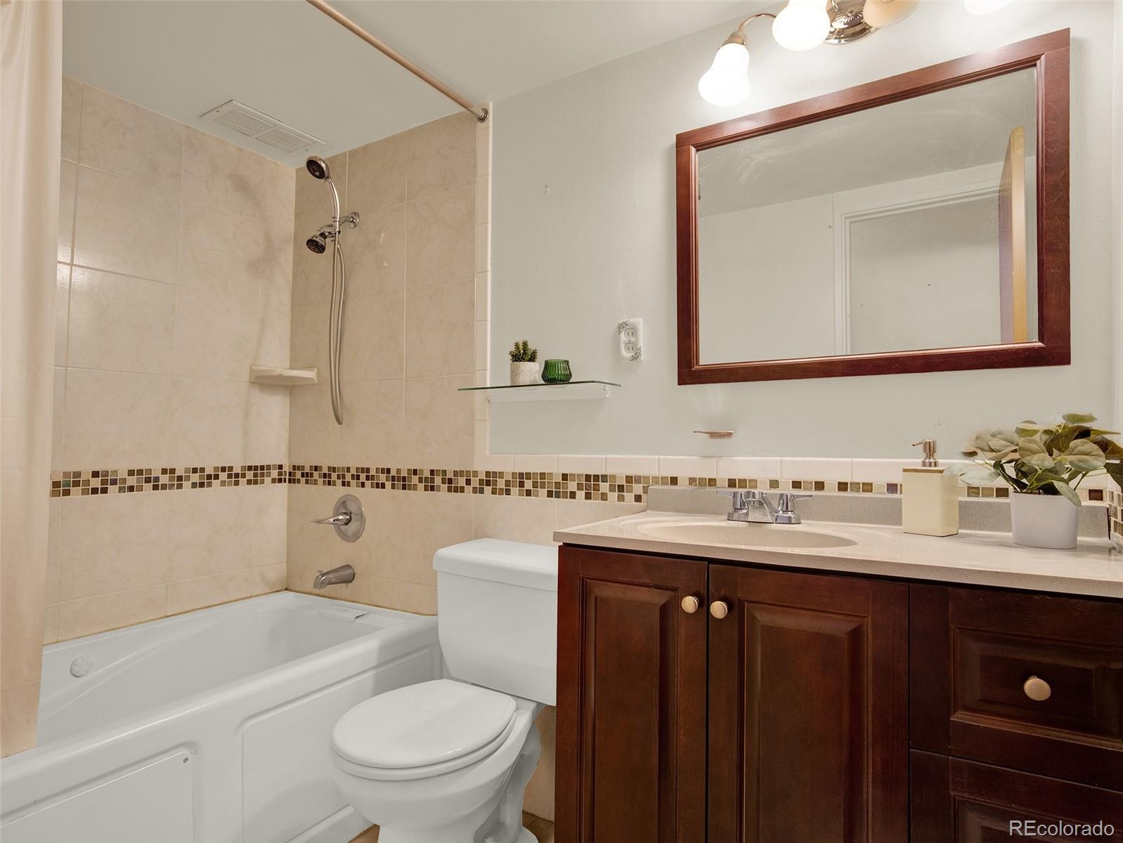 MLS Image #21 for 1121  albion street 910,denver, Colorado