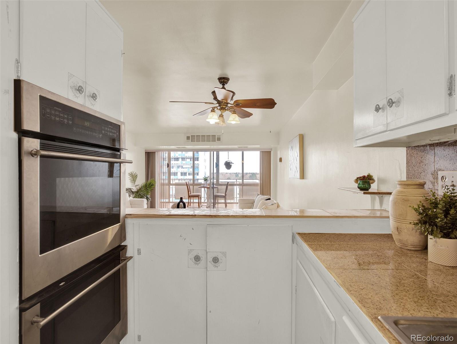 MLS Image #9 for 1121  albion street 910,denver, Colorado