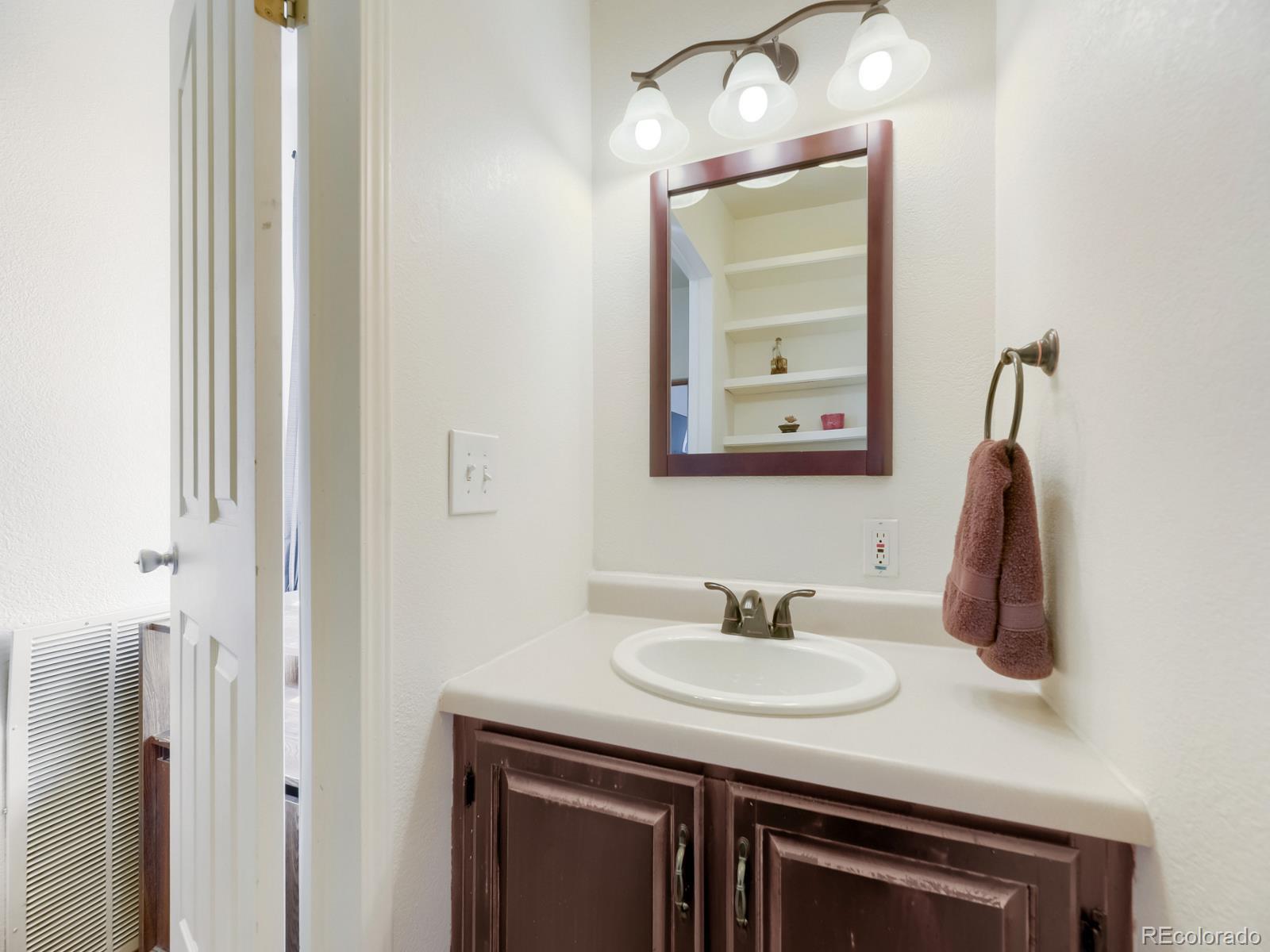 MLS Image #21 for 8690  lariat loop,elizabeth, Colorado