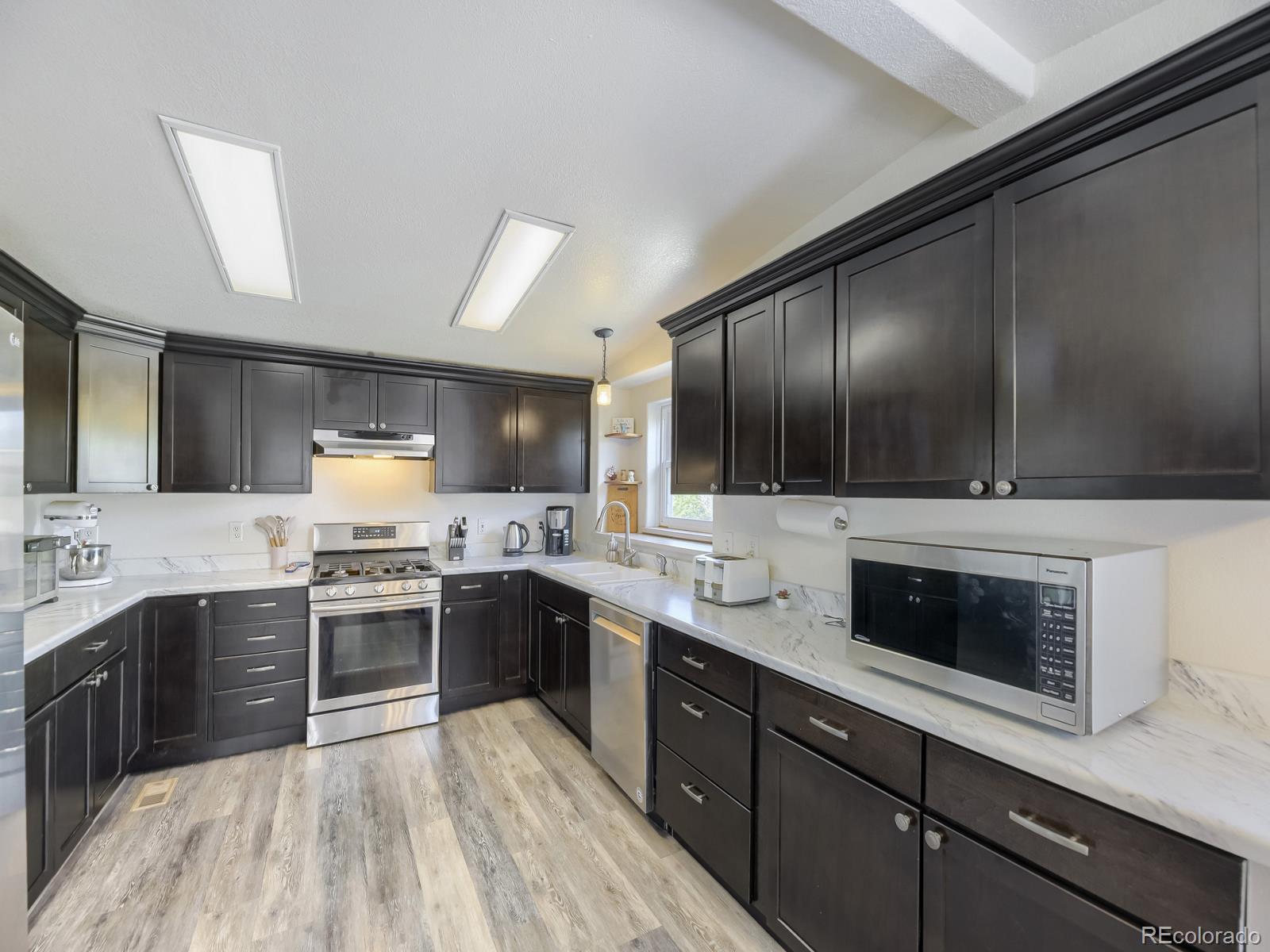MLS Image #4 for 8690  lariat loop,elizabeth, Colorado