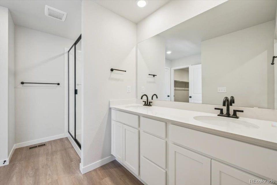 MLS Image #21 for 22687 e 47th place,aurora, Colorado