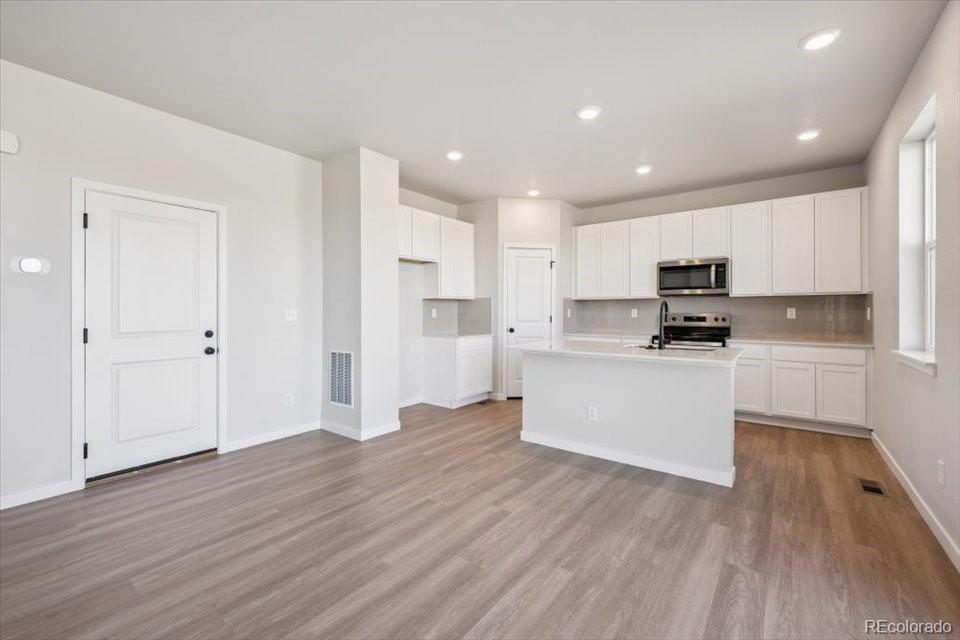 MLS Image #6 for 22687 e 47th place,aurora, Colorado