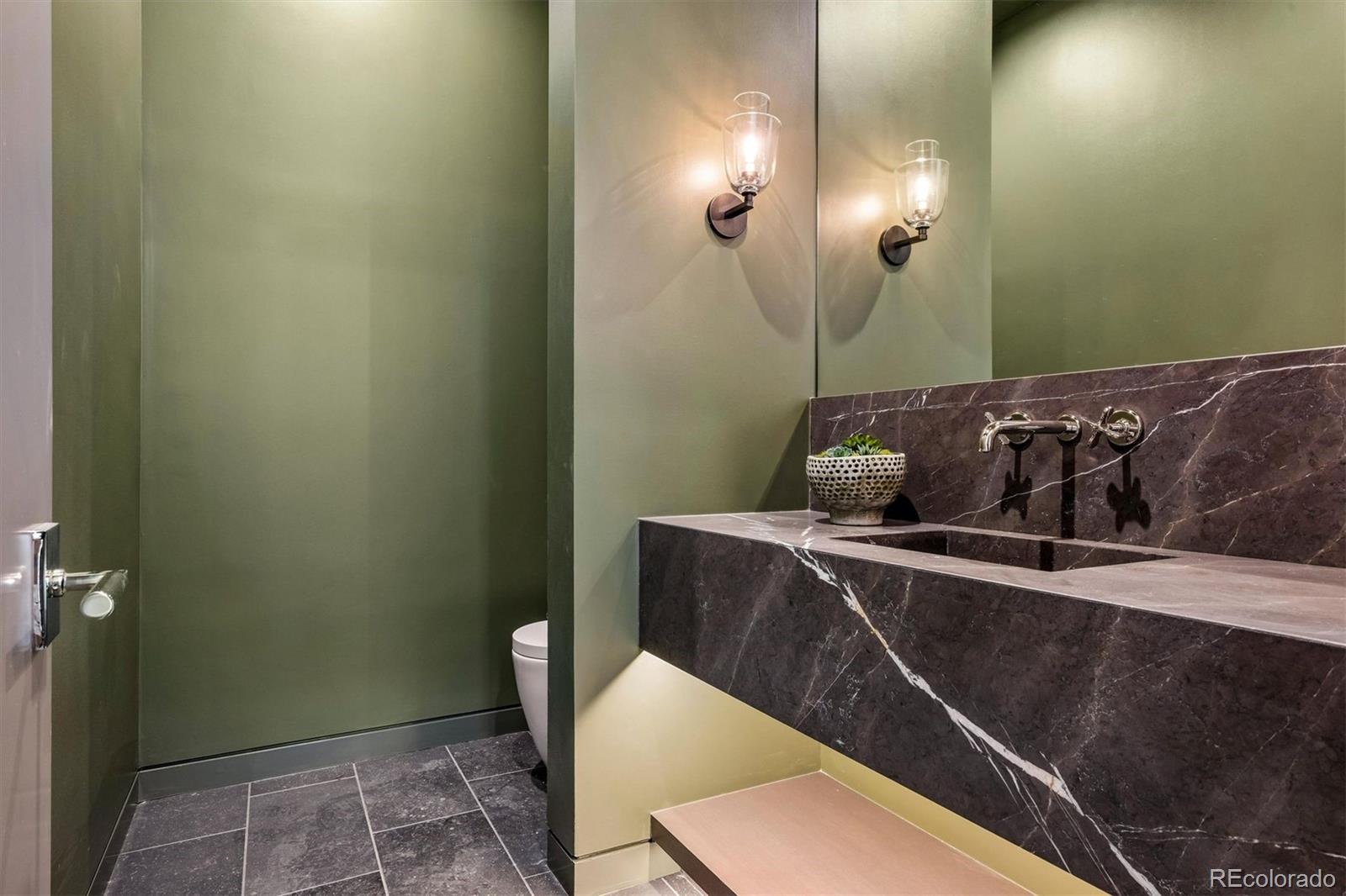 MLS Image #18 for 2620 e cedar avenue,denver, Colorado