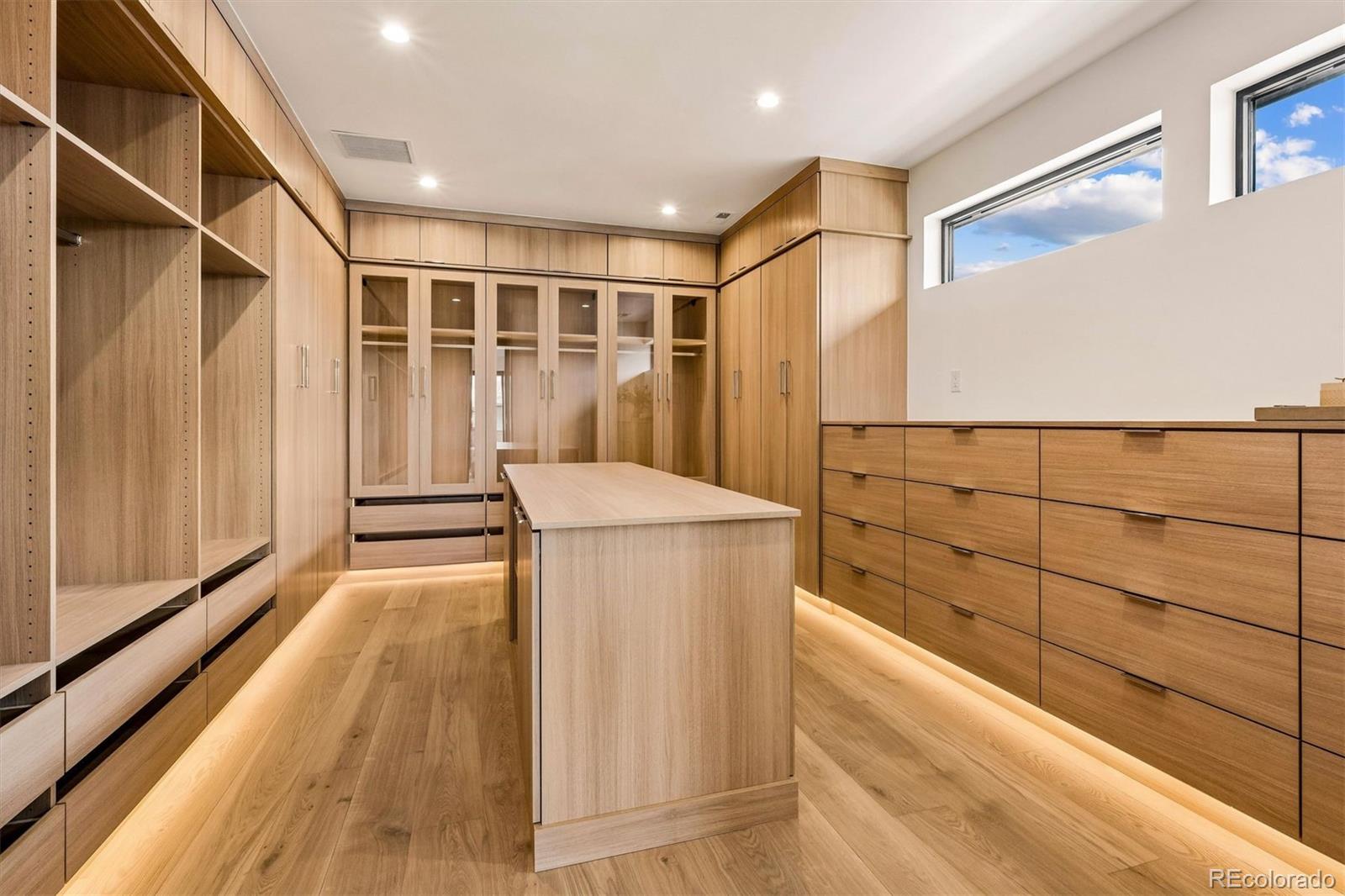 MLS Image #23 for 2620 e cedar avenue,denver, Colorado