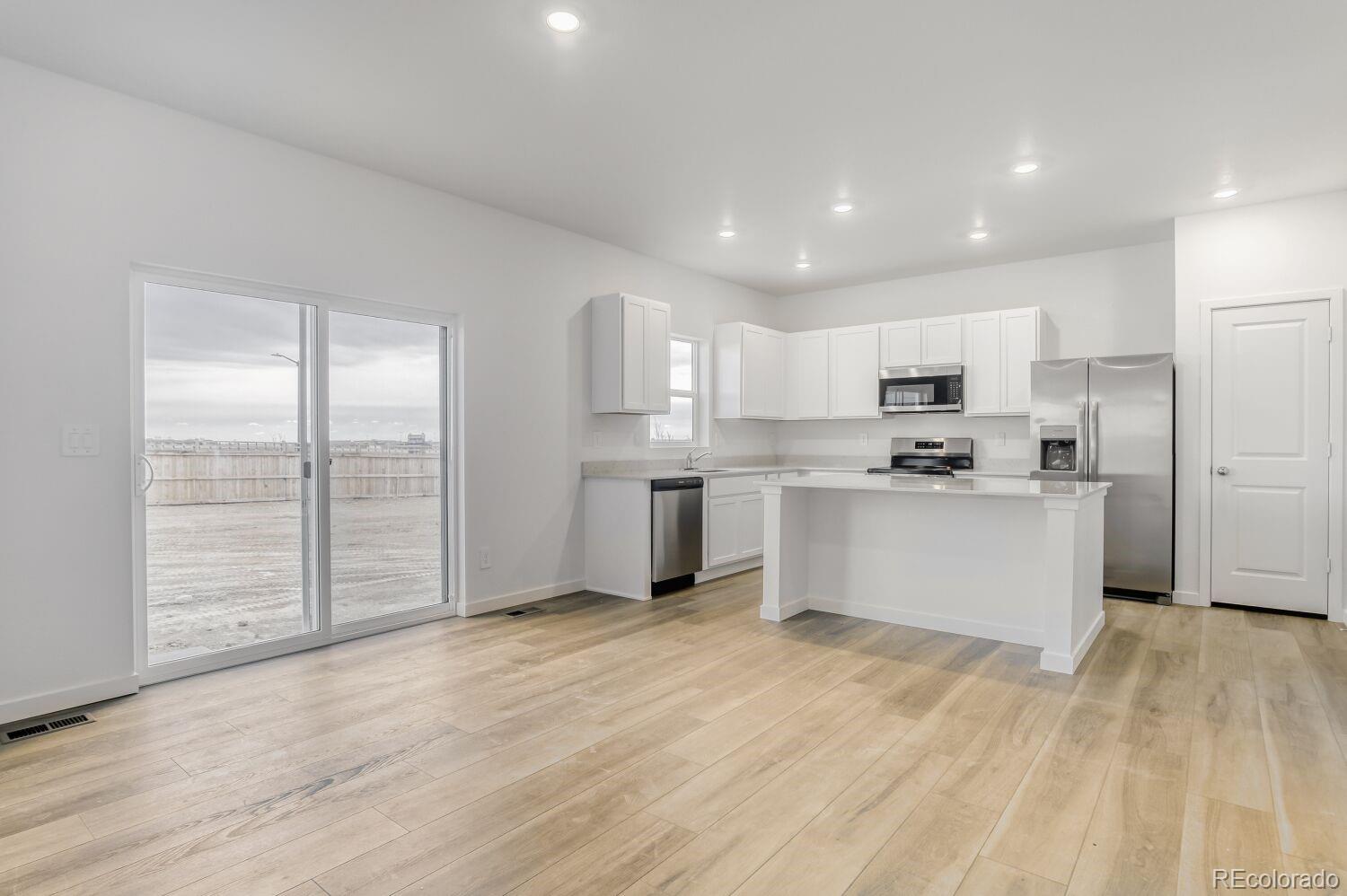 MLS Image #5 for 289  mia lane,johnstown, Colorado