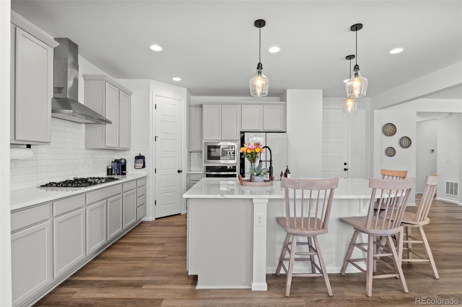 MLS Image #15 for 24601 e 37th avenue,aurora, Colorado