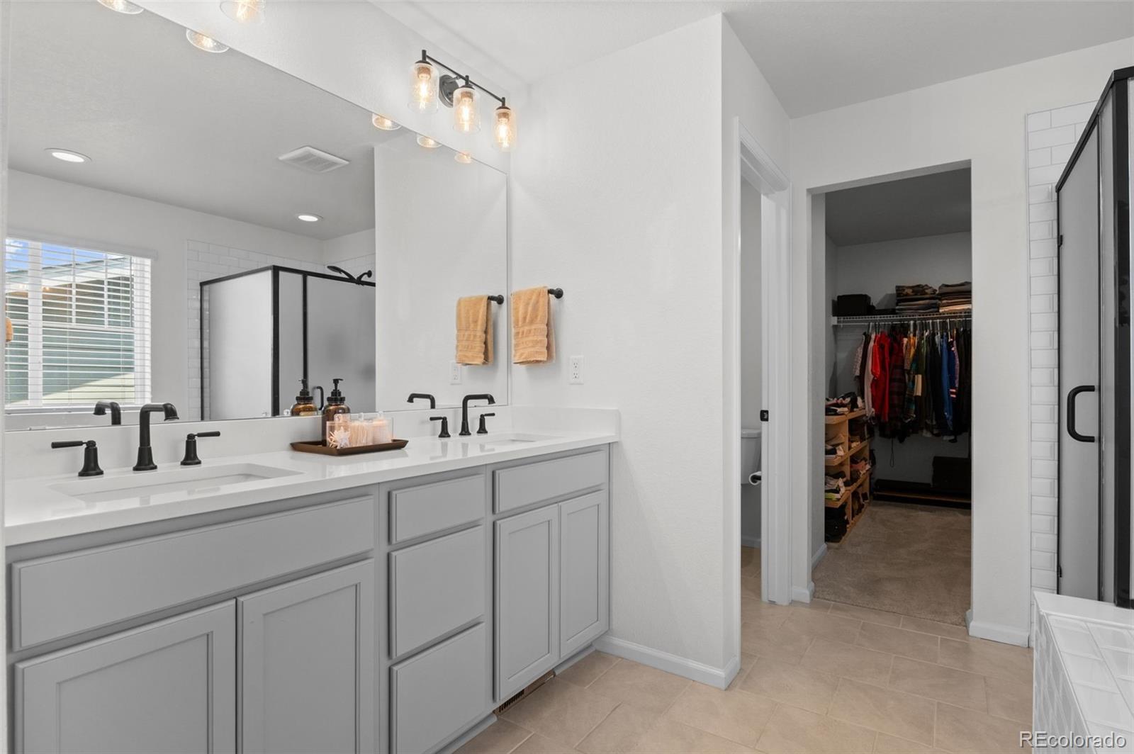 MLS Image #23 for 24601 e 37th avenue,aurora, Colorado