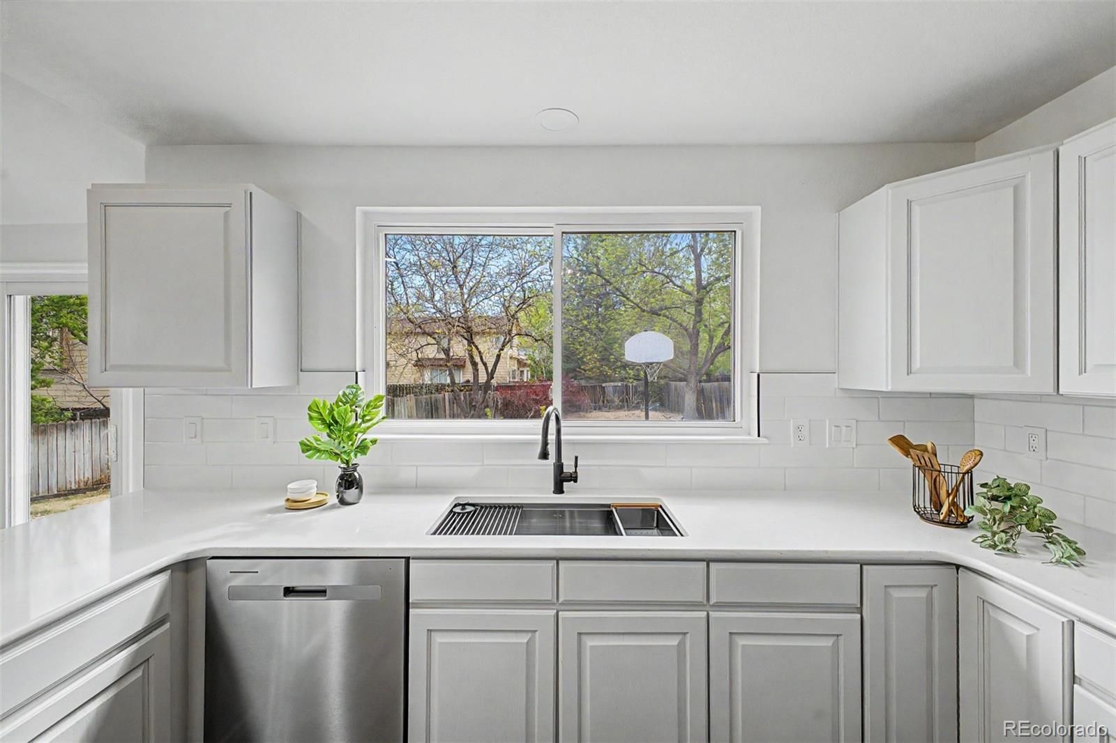 MLS Image #19 for 5532 s lisbon lane,centennial, Colorado
