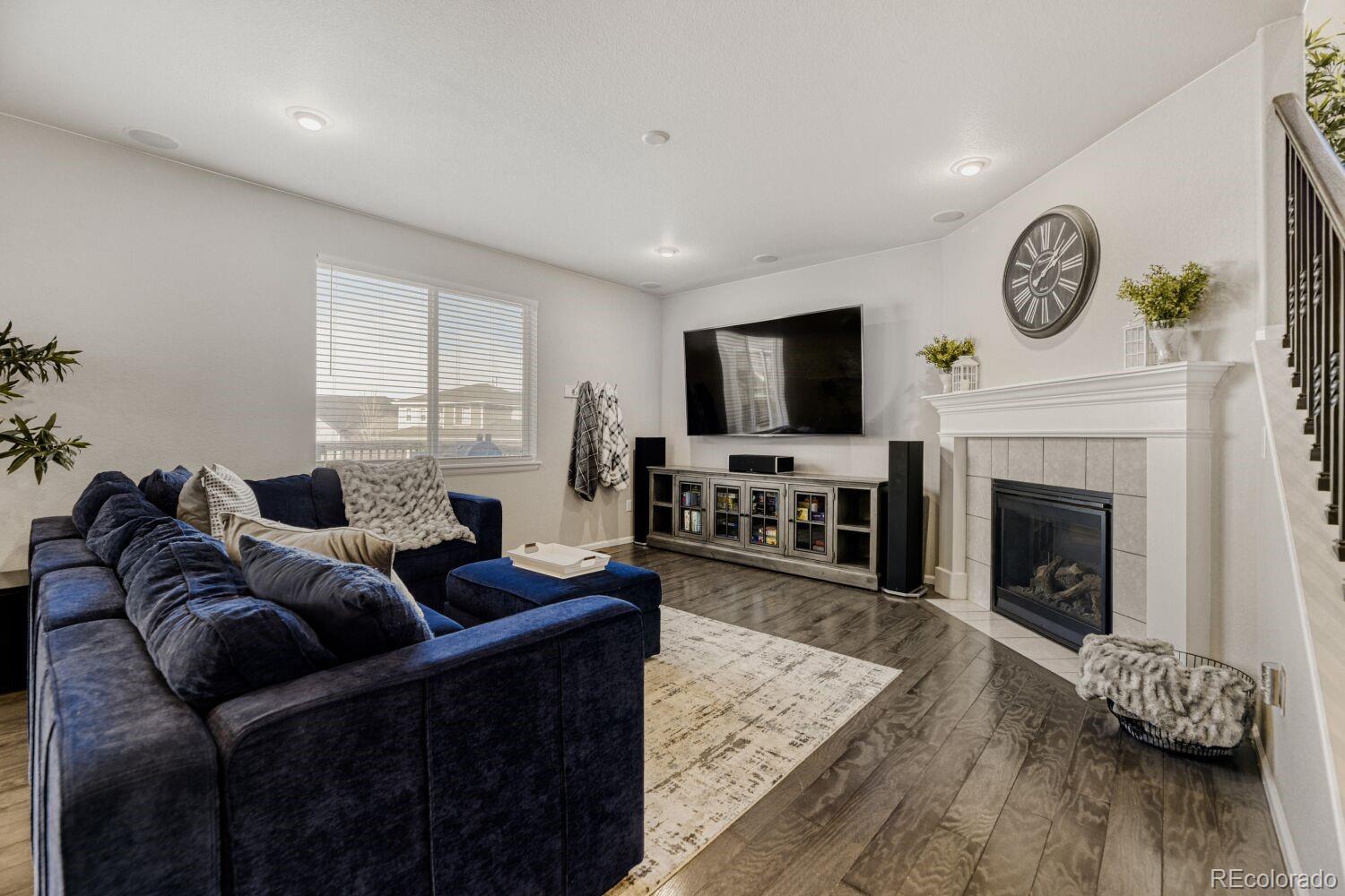 MLS Image #5 for 11230  endeavor drive,parker, Colorado