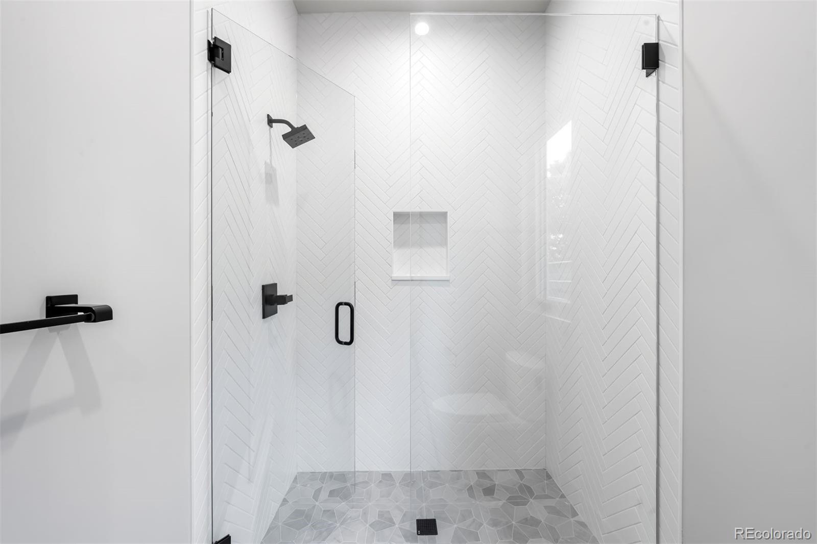 MLS Image #18 for 2671 e cedar avenue,denver, Colorado