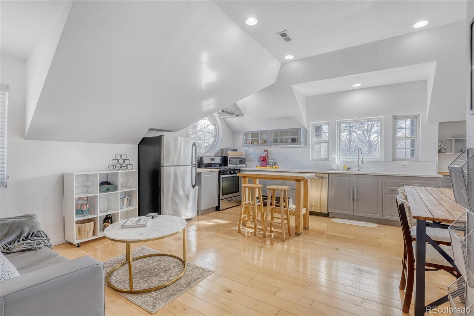 MLS Image #23 for 1630 s sherman street,denver, Colorado