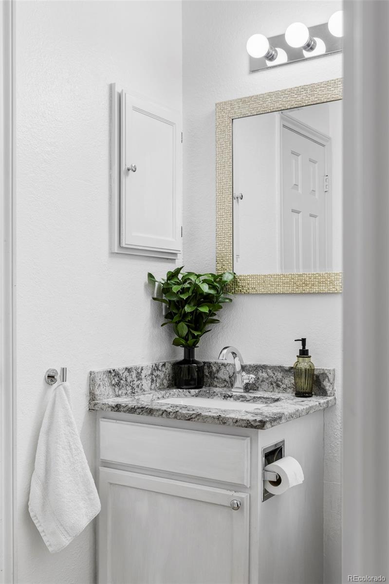 MLS Image #22 for 888 s reed court b,lakewood, Colorado