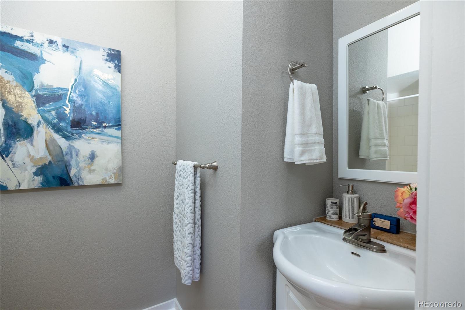 MLS Image #16 for 1640 n downing street 204,denver, Colorado