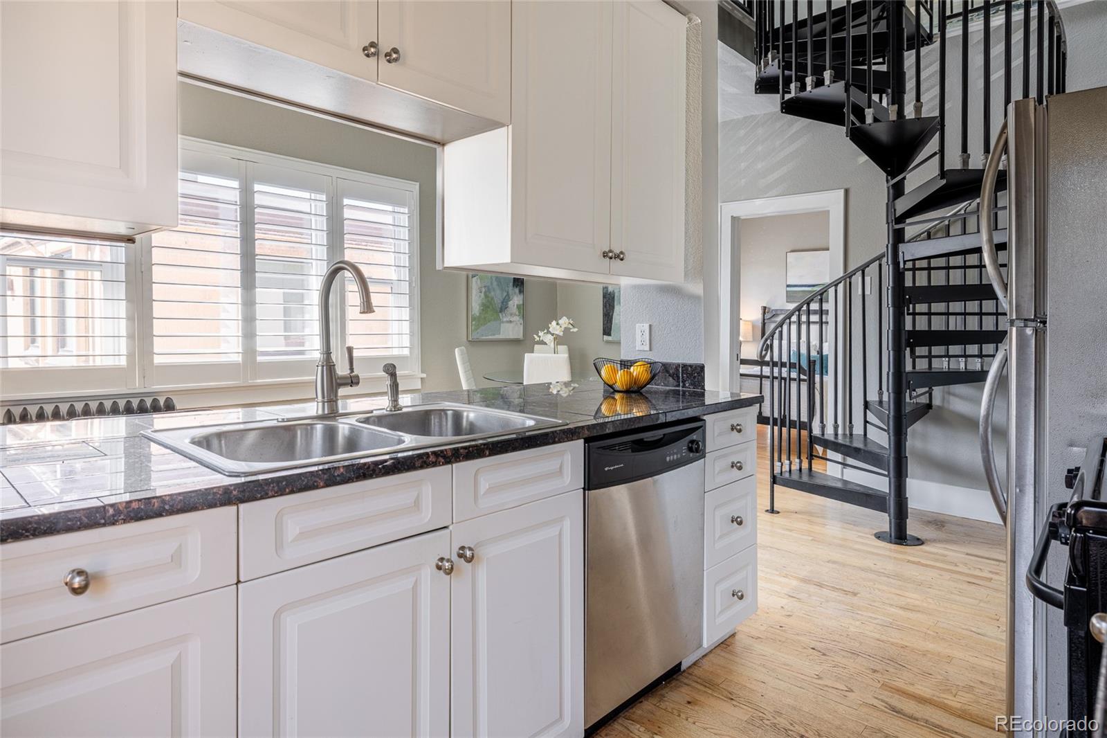 MLS Image #4 for 1640 n downing street 204,denver, Colorado