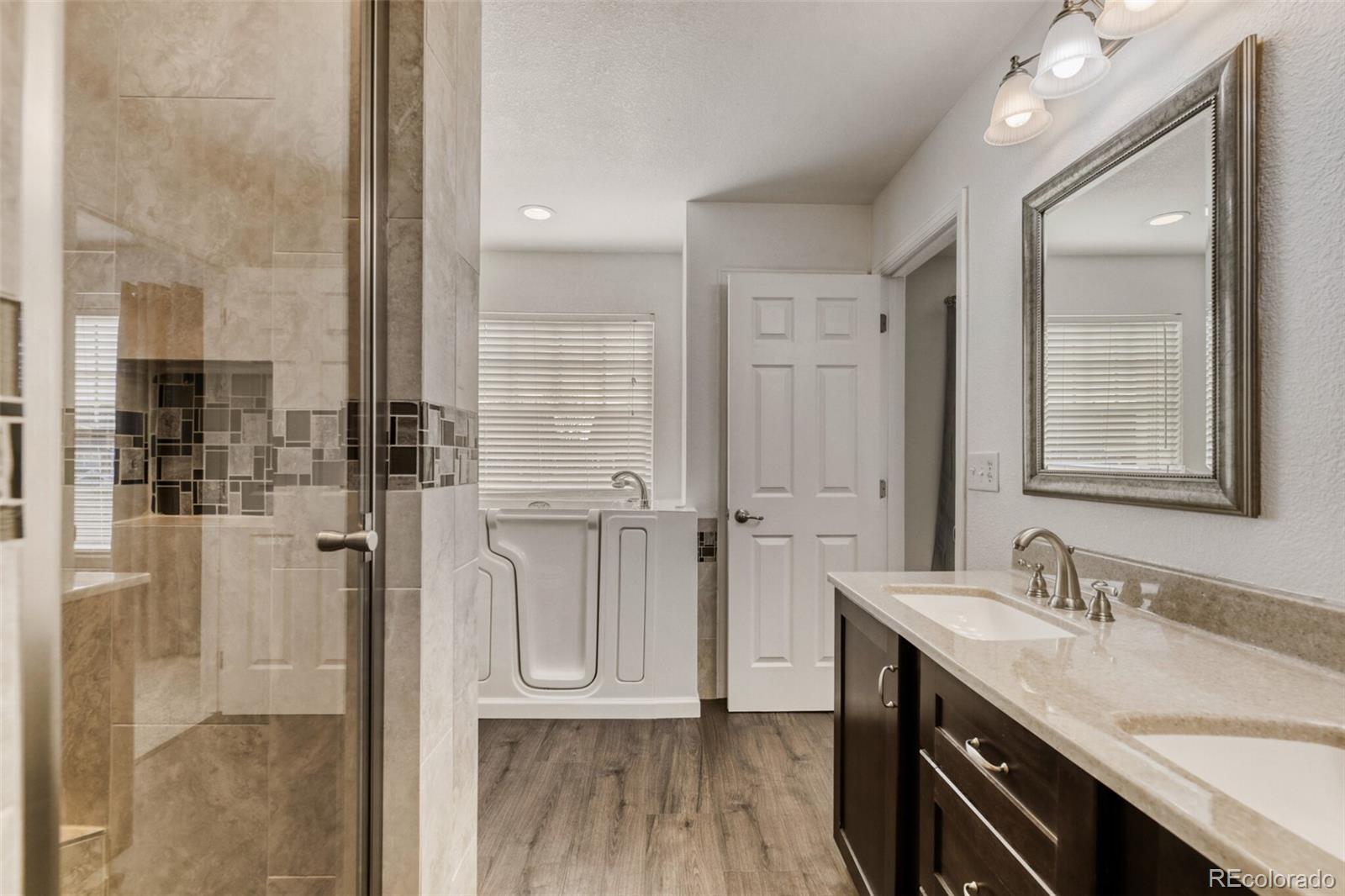 MLS Image #13 for 22785 e ottawa place,aurora, Colorado