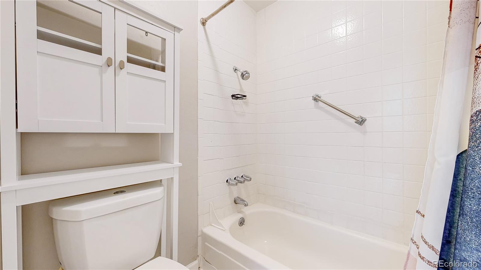 MLS Image #16 for 5770 e warren avenue,denver, Colorado