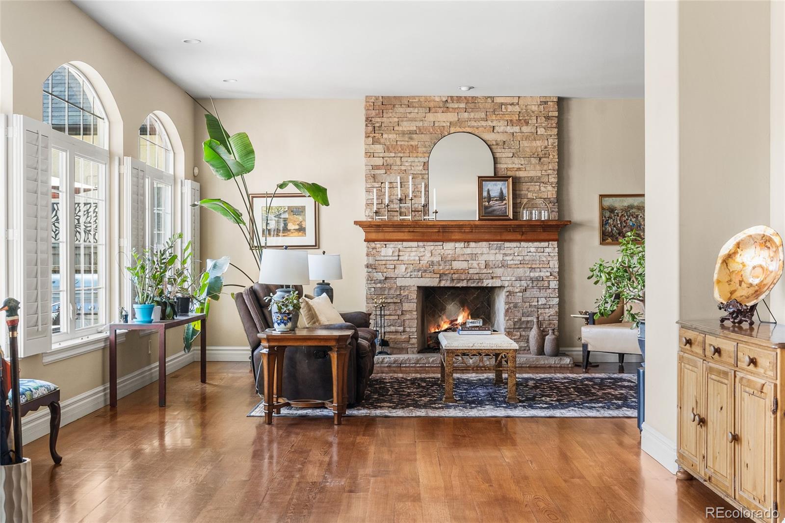 MLS Image #15 for 1160 n monaco parkway,denver, Colorado