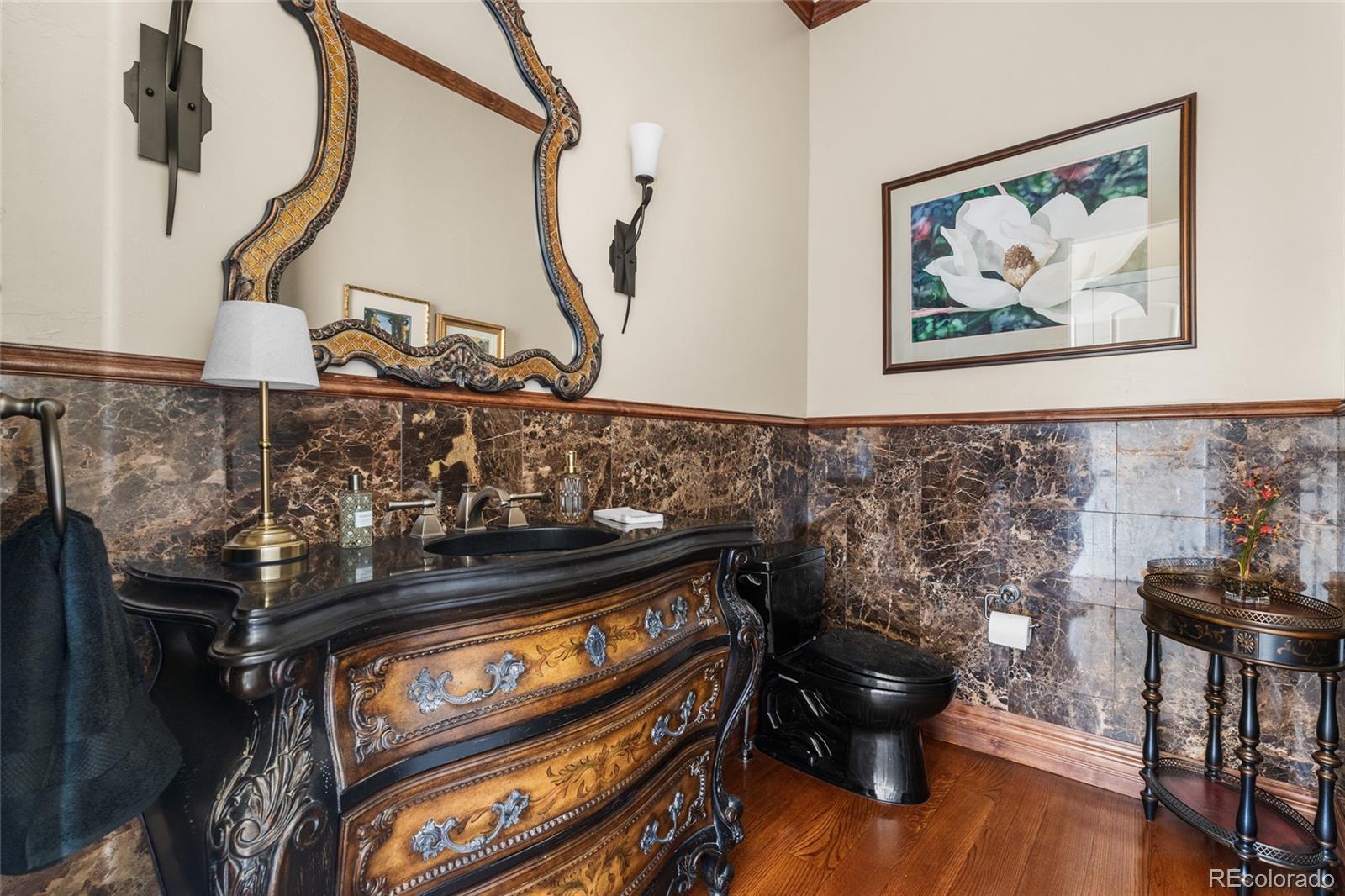 MLS Image #19 for 1160 n monaco parkway,denver, Colorado