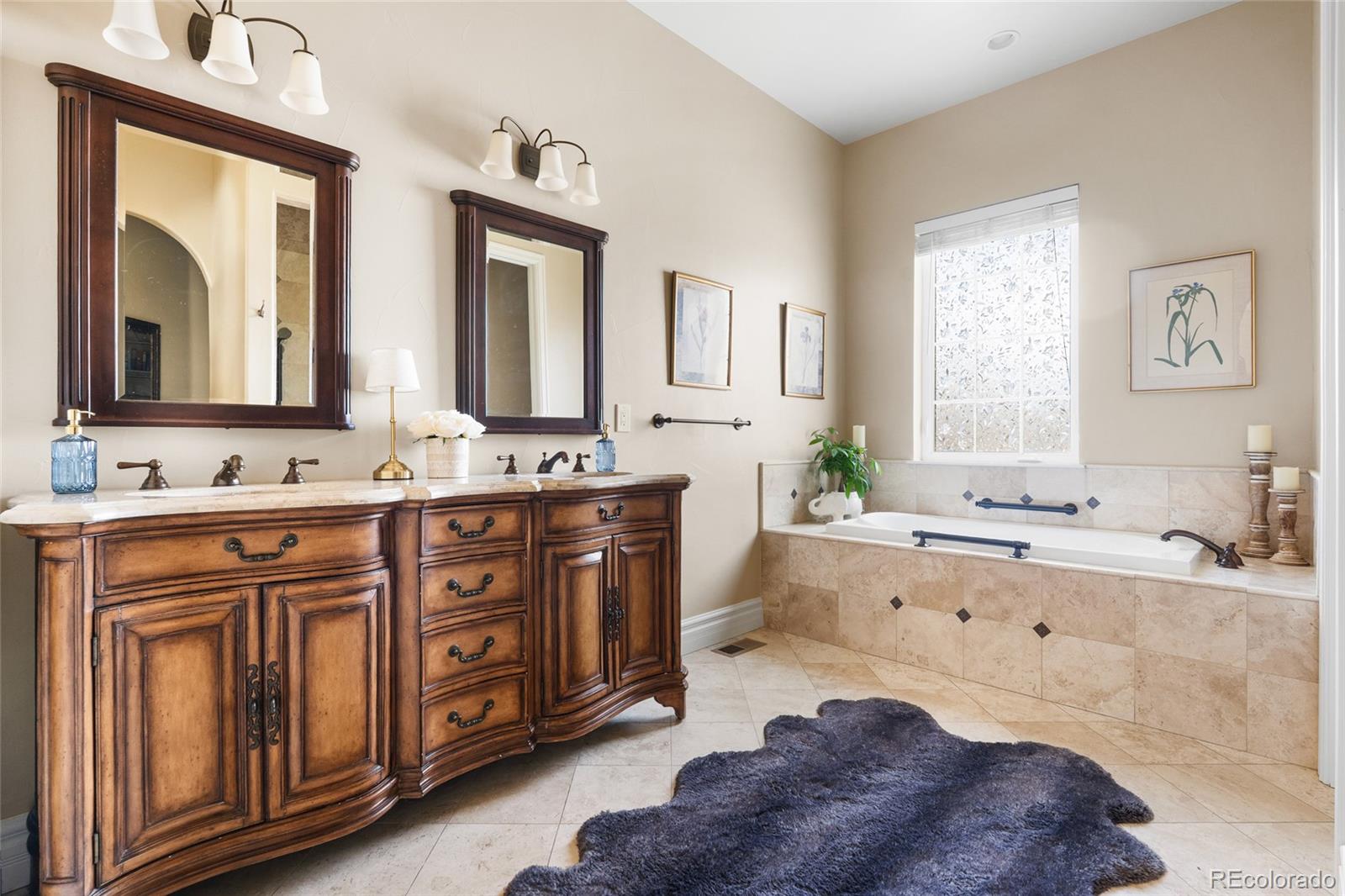 MLS Image #21 for 1160 n monaco parkway,denver, Colorado