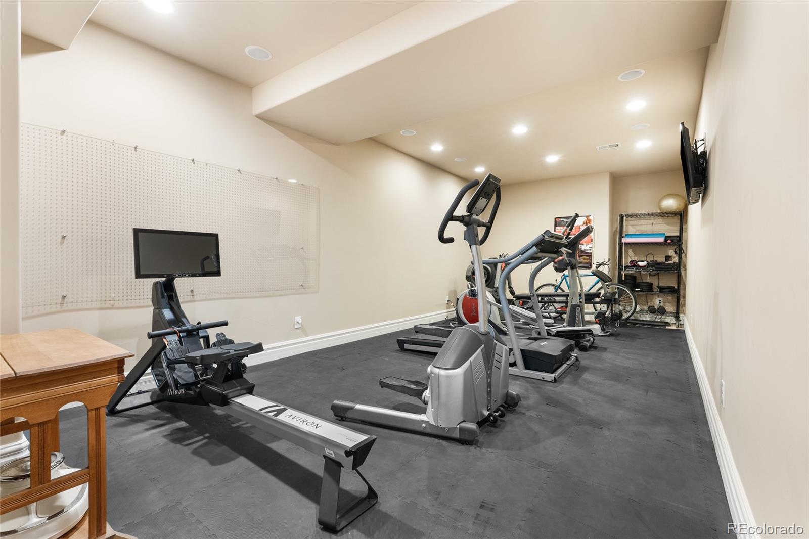 MLS Image #44 for 1160 n monaco parkway,denver, Colorado