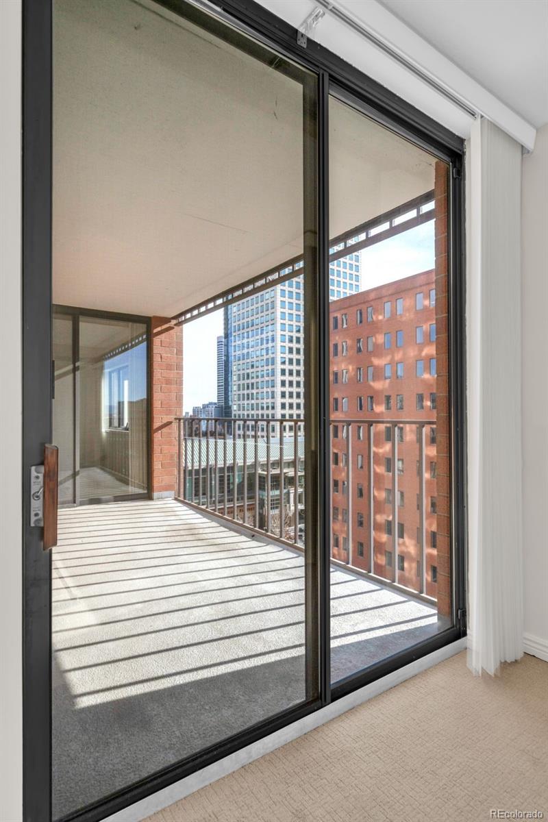 MLS Image #12 for 1551  larimer street 906,denver, Colorado