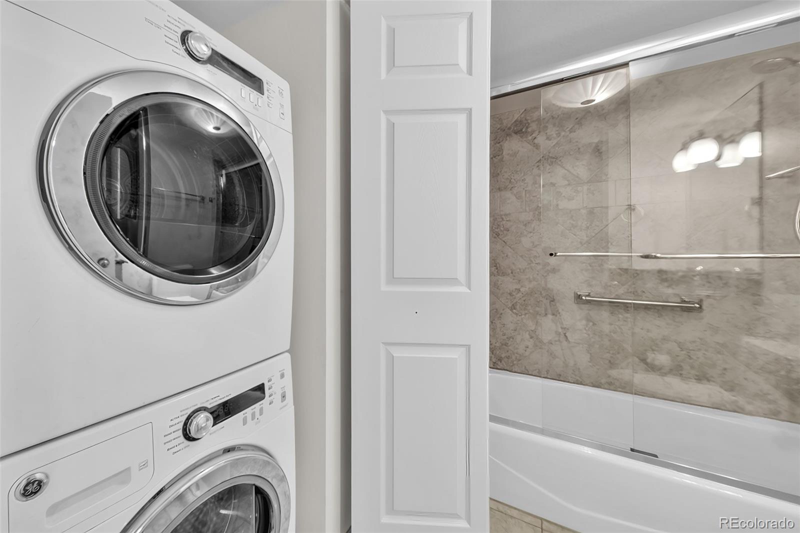 MLS Image #20 for 1551  larimer street 906,denver, Colorado