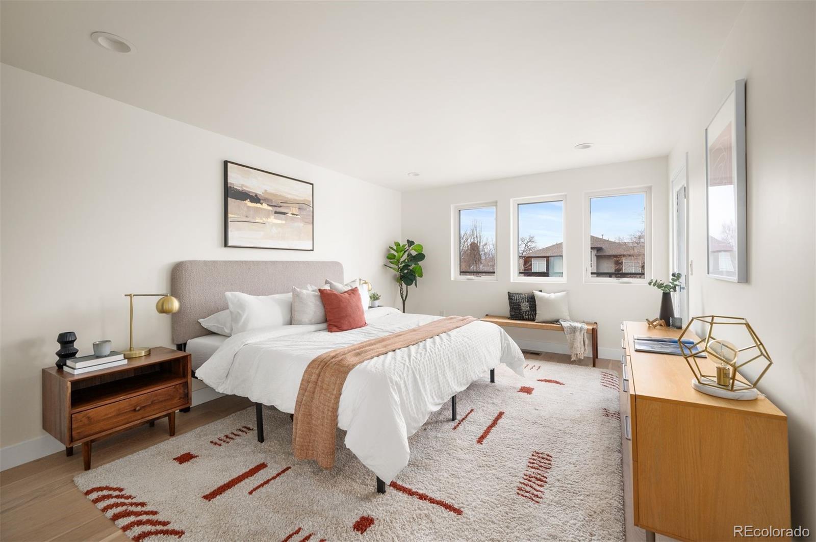 MLS Image #17 for 2198 s sherman street,denver, Colorado