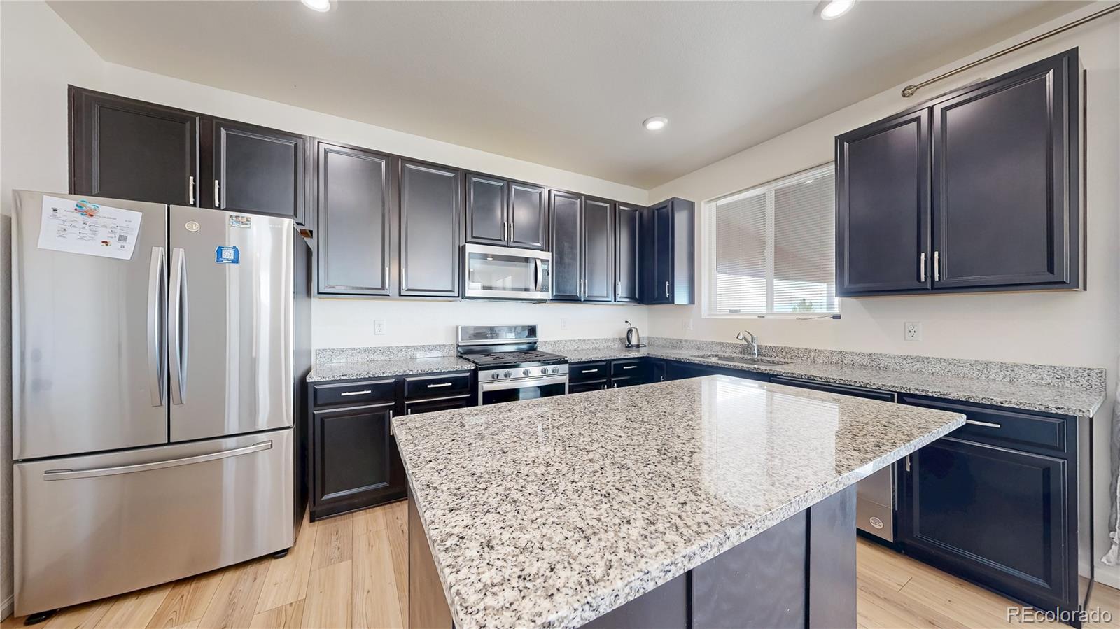 MLS Image #7 for 27584 e 6th drive,aurora, Colorado