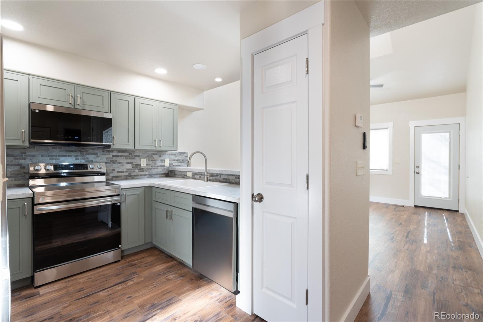MLS Image #4 for 384  audrey drive,loveland, Colorado