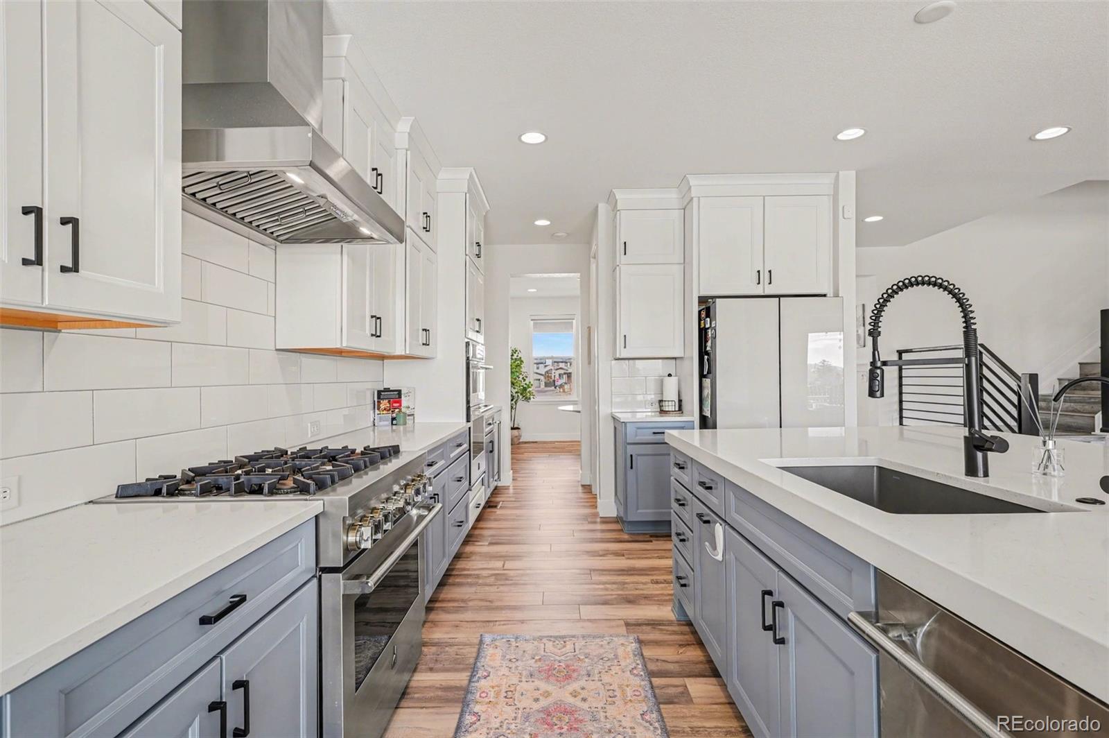 MLS Image #10 for 9212  star fall circle,littleton, Colorado