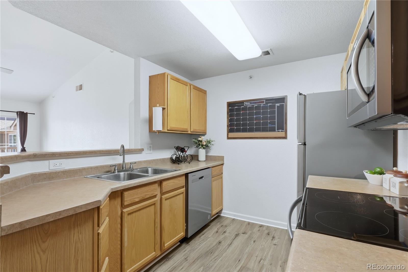 MLS Image #10 for 7440 s blackhawk street,englewood, Colorado