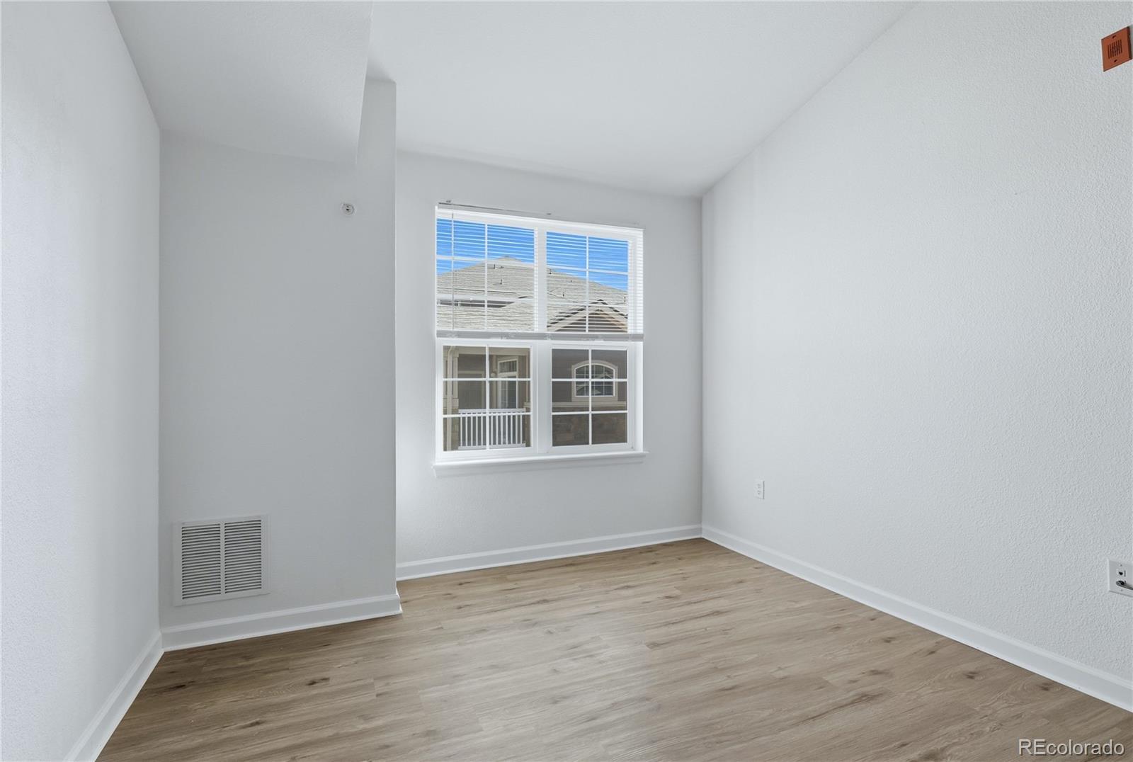 MLS Image #17 for 7440 s blackhawk street,englewood, Colorado
