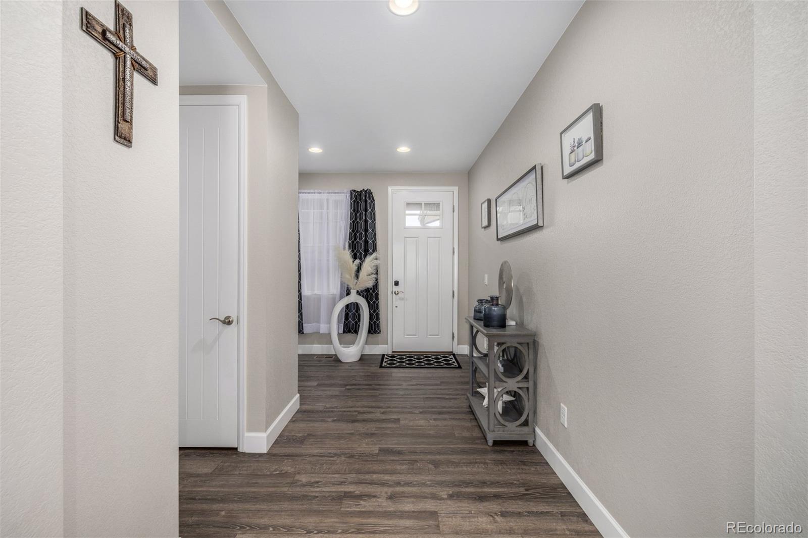 MLS Image #4 for 25190 e nova place,aurora, Colorado