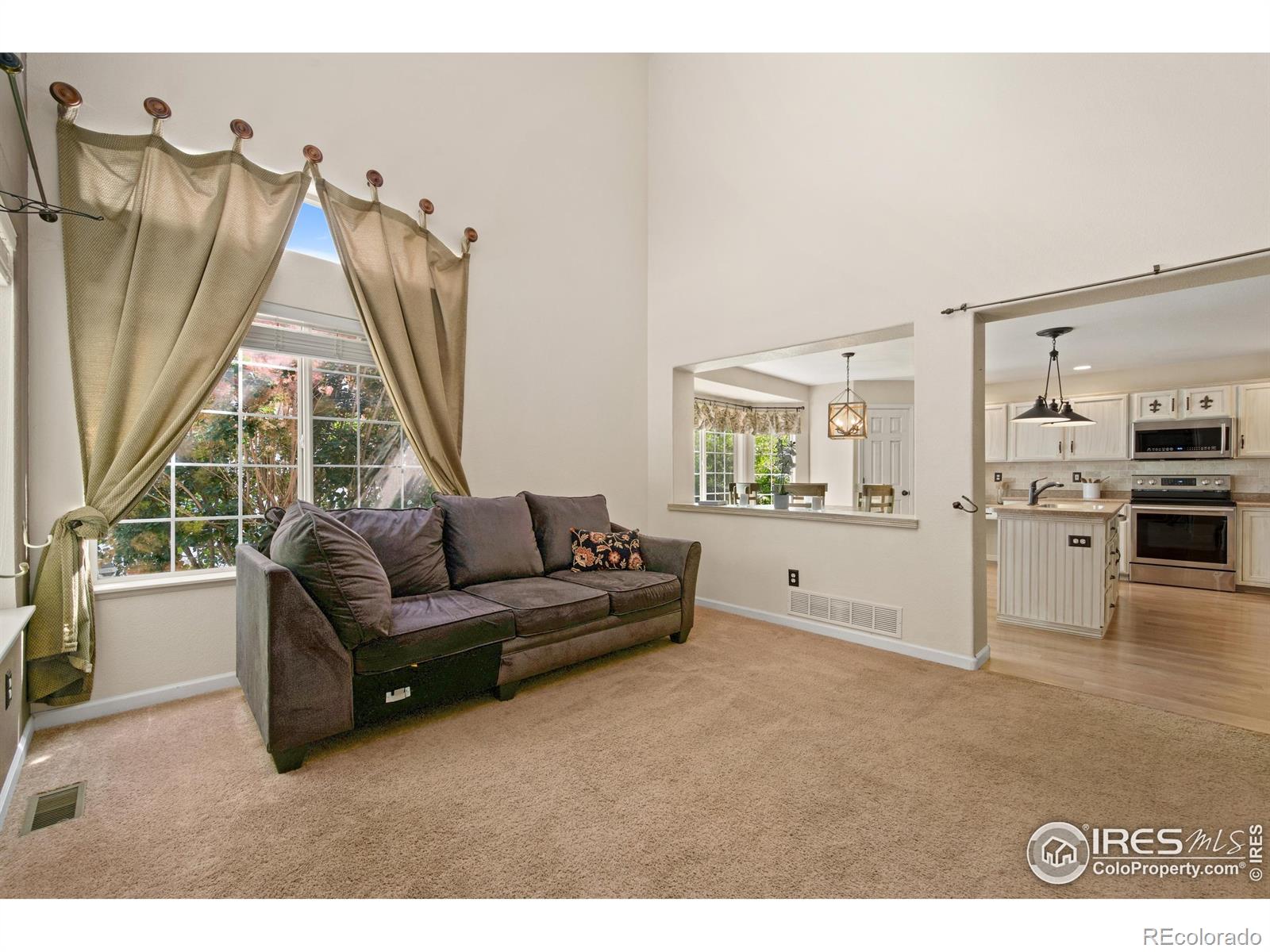 MLS Image #8 for 45  sebring lane,johnstown, Colorado