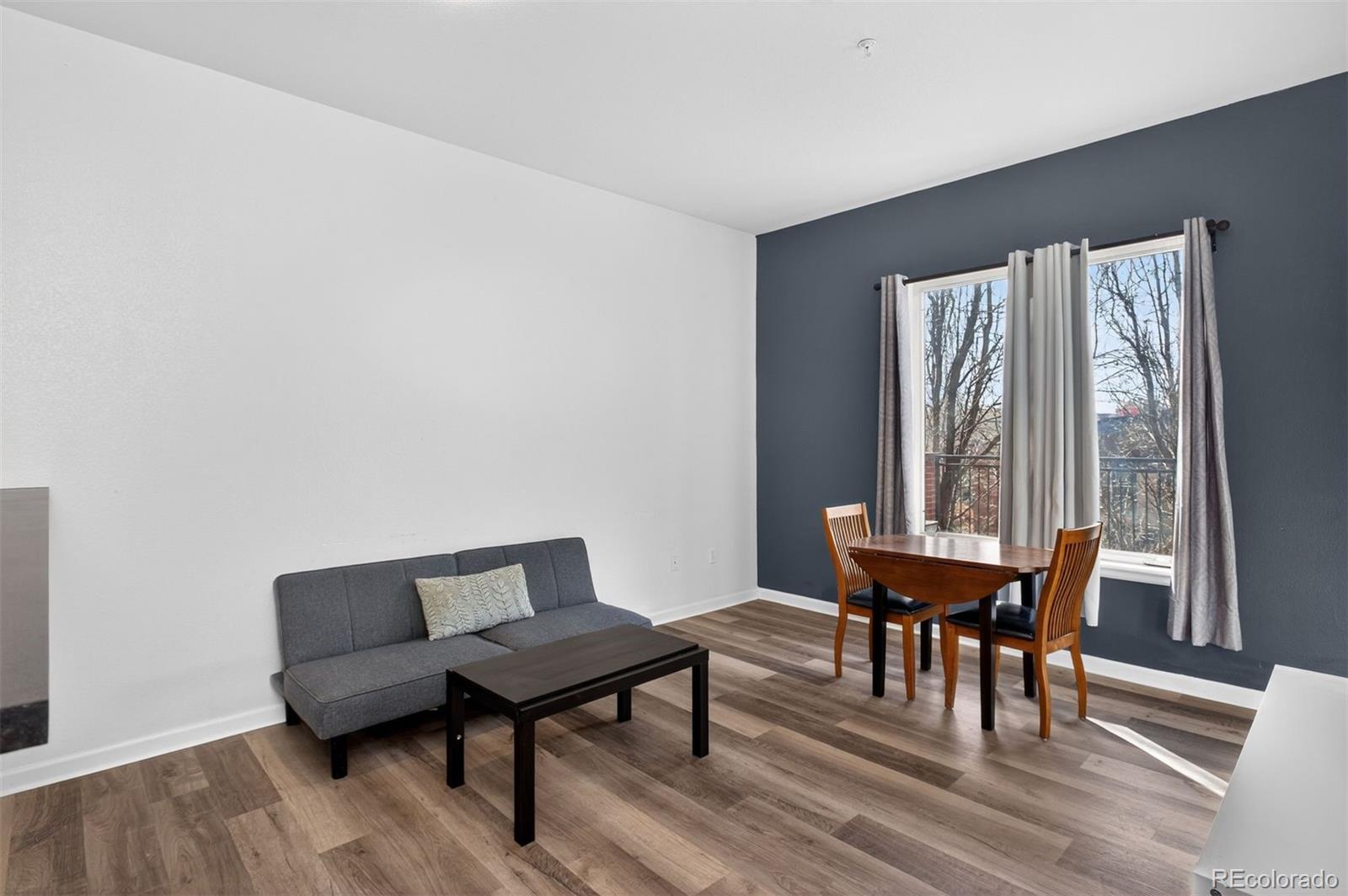 MLS Image #10 for 15475  andrews drive,denver, Colorado