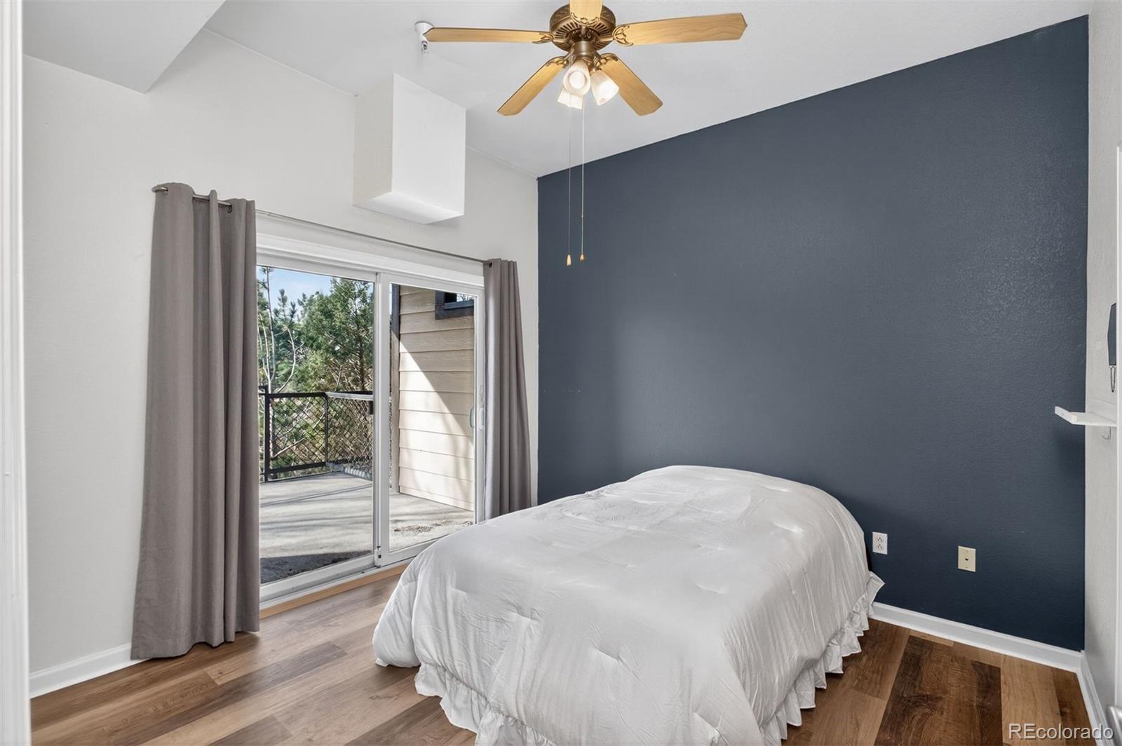 MLS Image #14 for 15475  andrews drive,denver, Colorado