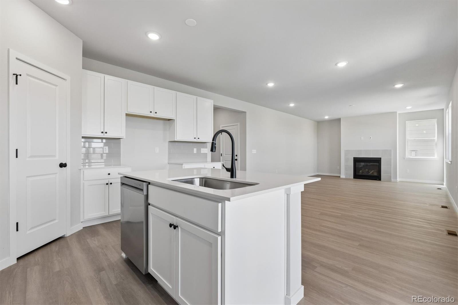 MLS Image #10 for 3681  sandreed street,dacono, Colorado