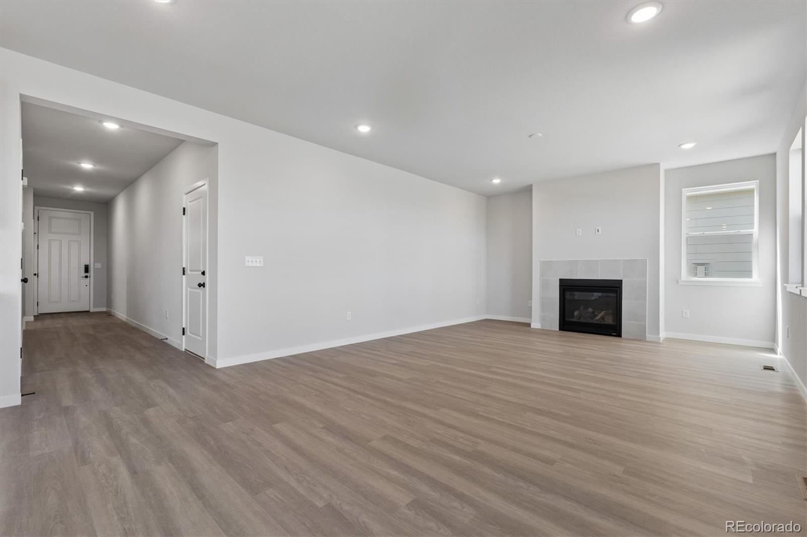 MLS Image #5 for 3681  sandreed street,dacono, Colorado