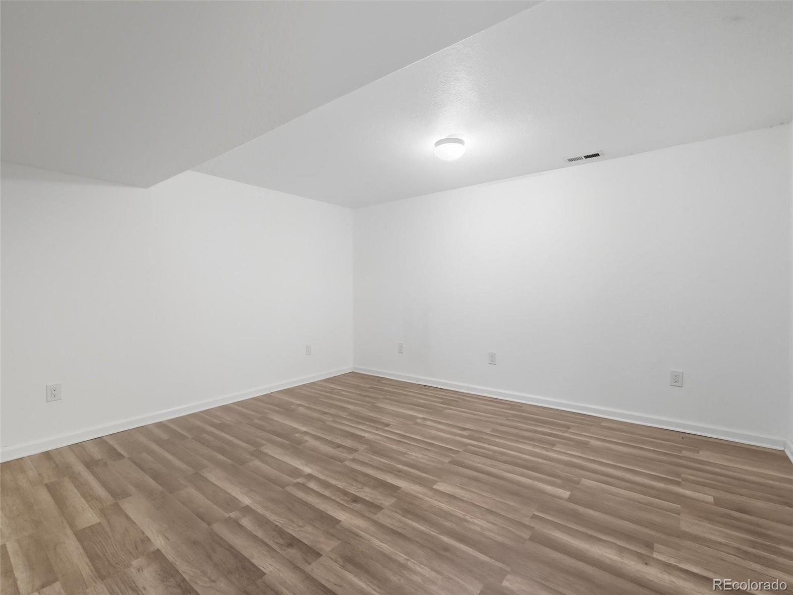 MLS Image #36 for    ,, Colorado