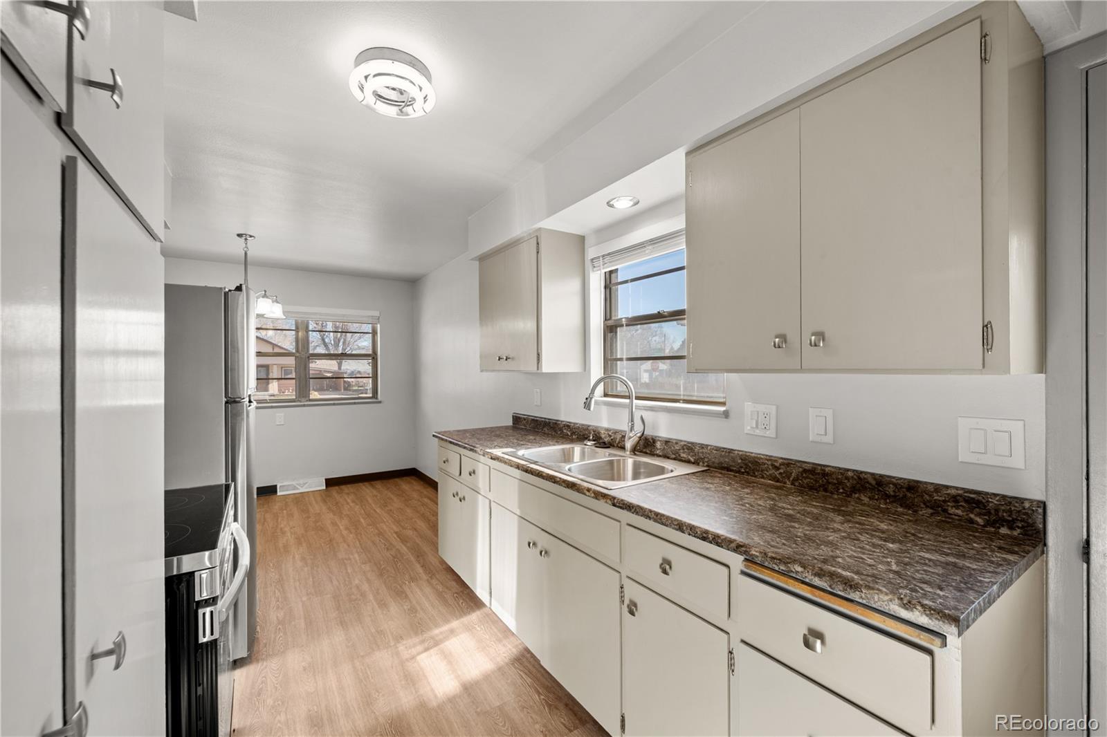 MLS Image #12 for 943  bragdon avenue,pueblo, Colorado