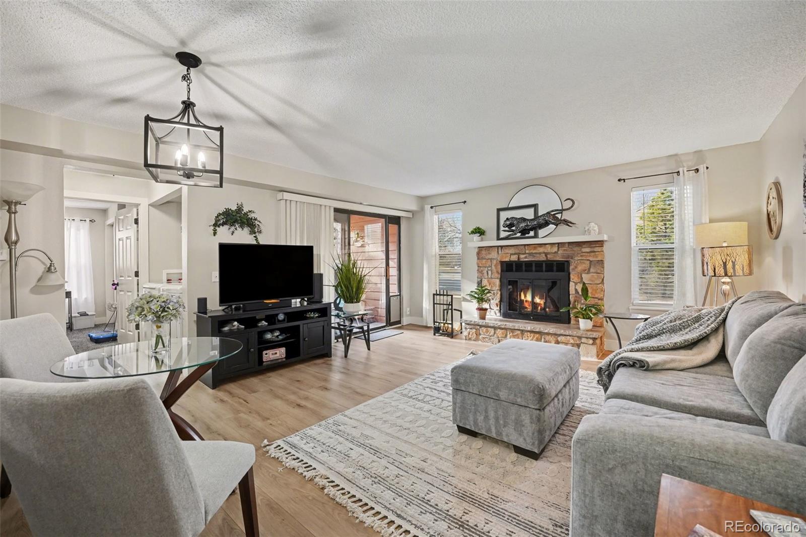 MLS Image #3 for 4284 s salida way,aurora, Colorado
