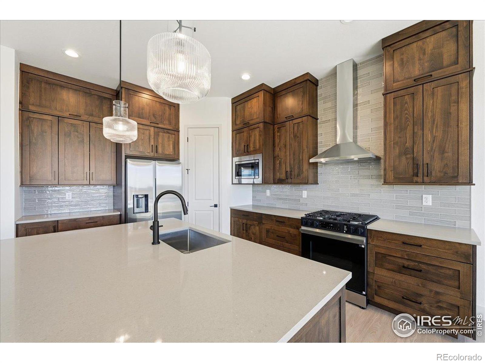 MLS Image #6 for 823  clydesdale drive,windsor, Colorado