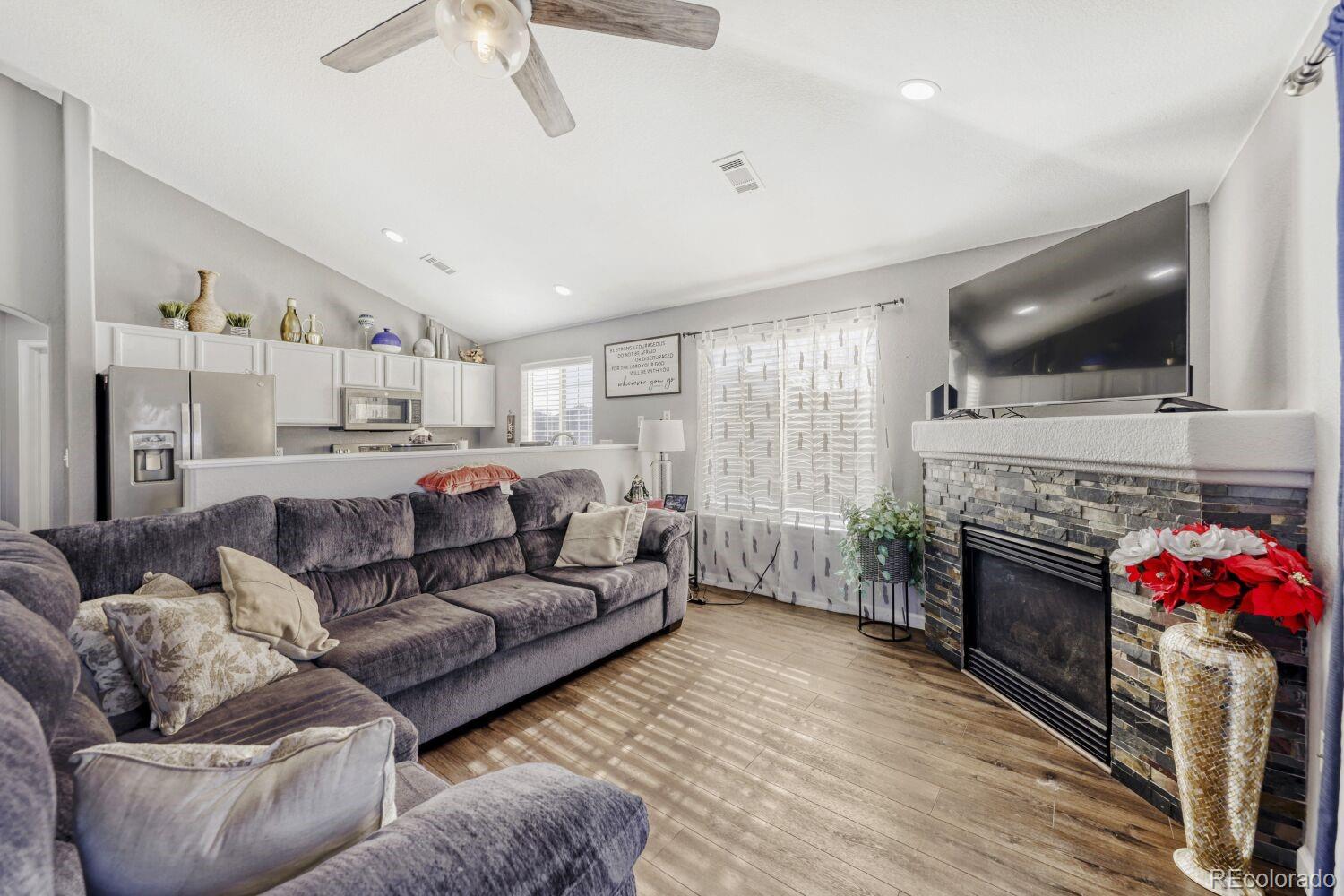 MLS Image #3 for 10371  cook way,thornton, Colorado