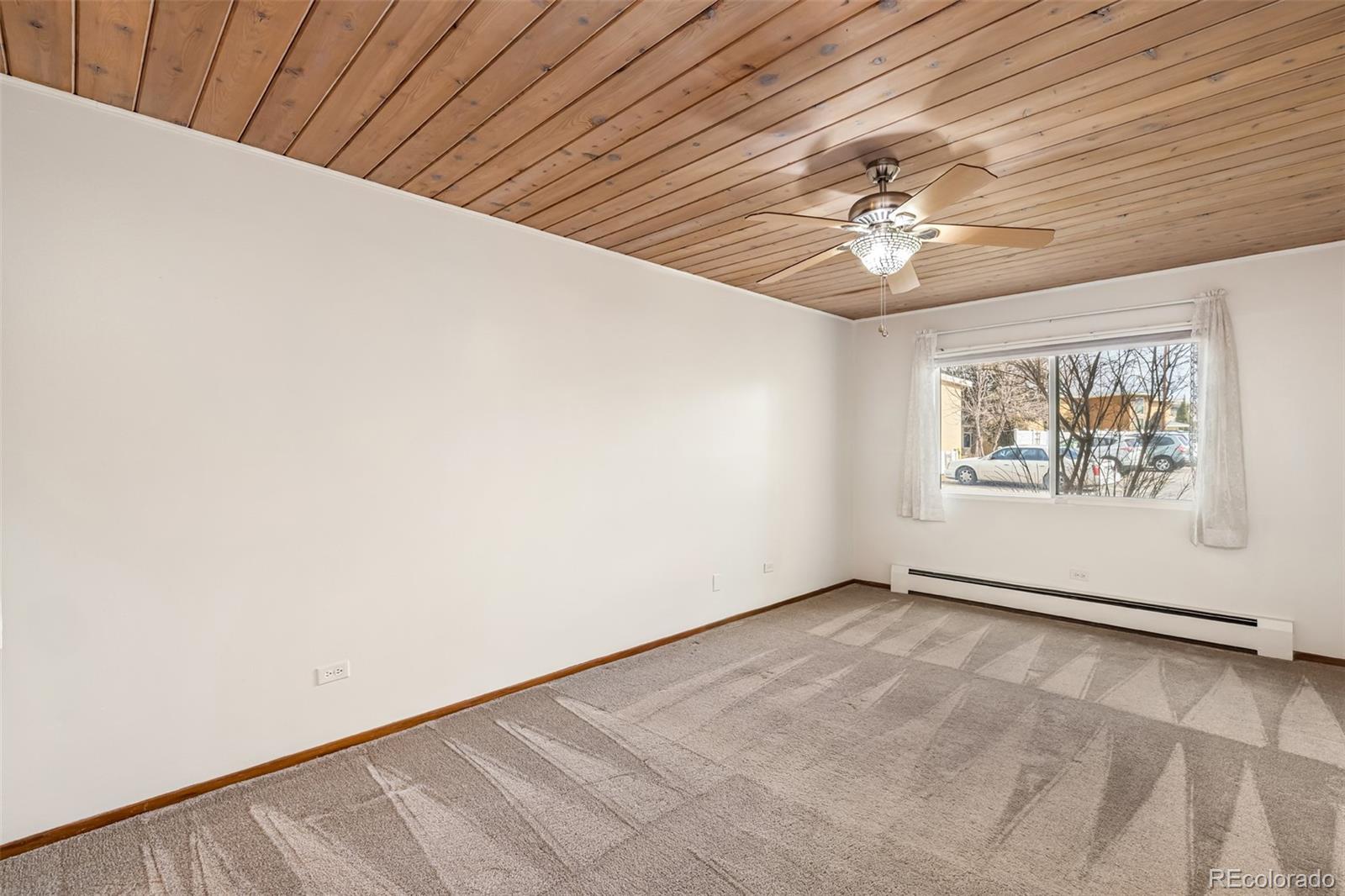 MLS Image #15 for 715 s clinton street 4a,denver, Colorado